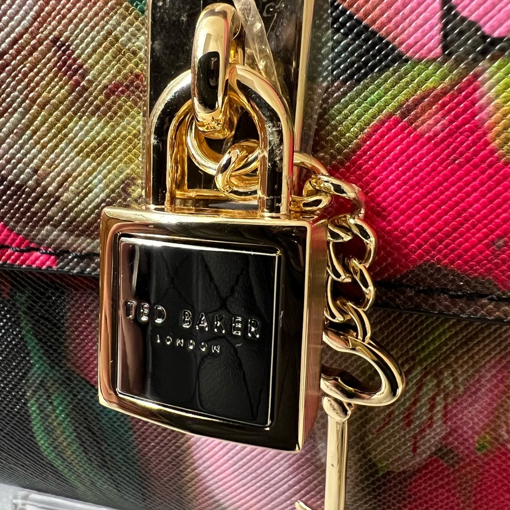 Ted Baker Lock & Key Crossbody Bag NWT - Picture 7 of 13